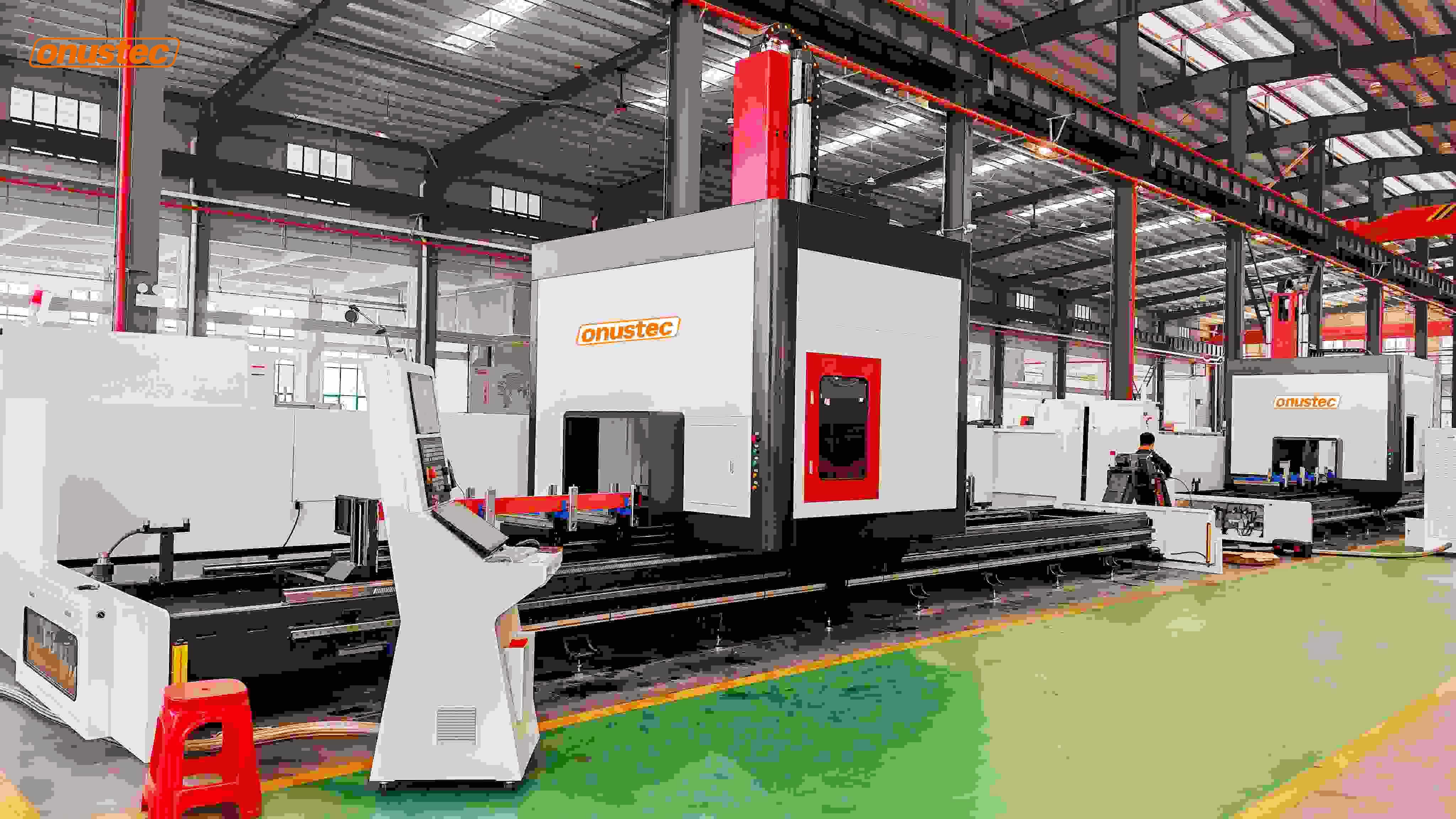 Onustec 5-Axis CNC Machining Center 1 مركز التصنيع باستخدام الحاسب الآلي ذو 5 محاور Onustec 1