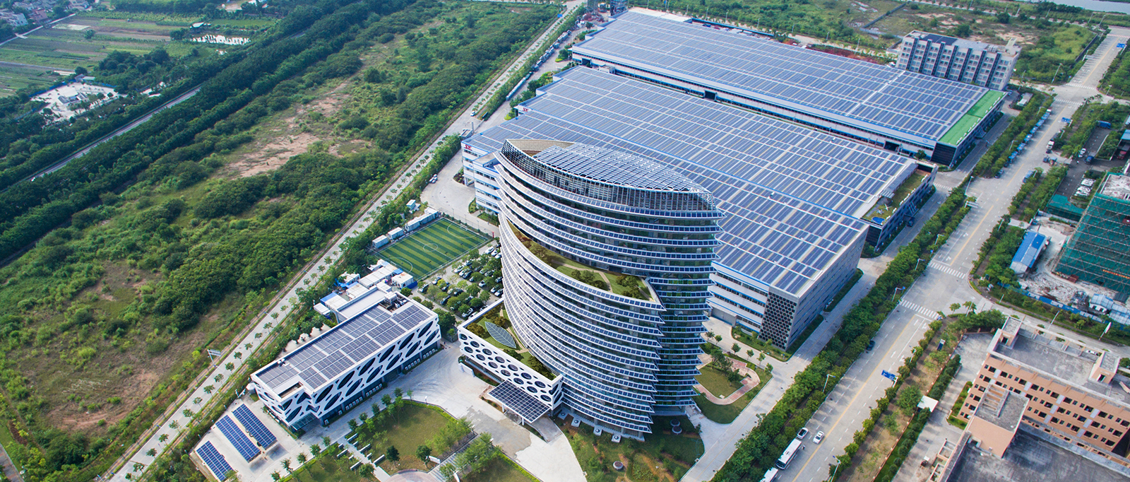 الآلات الشمسية